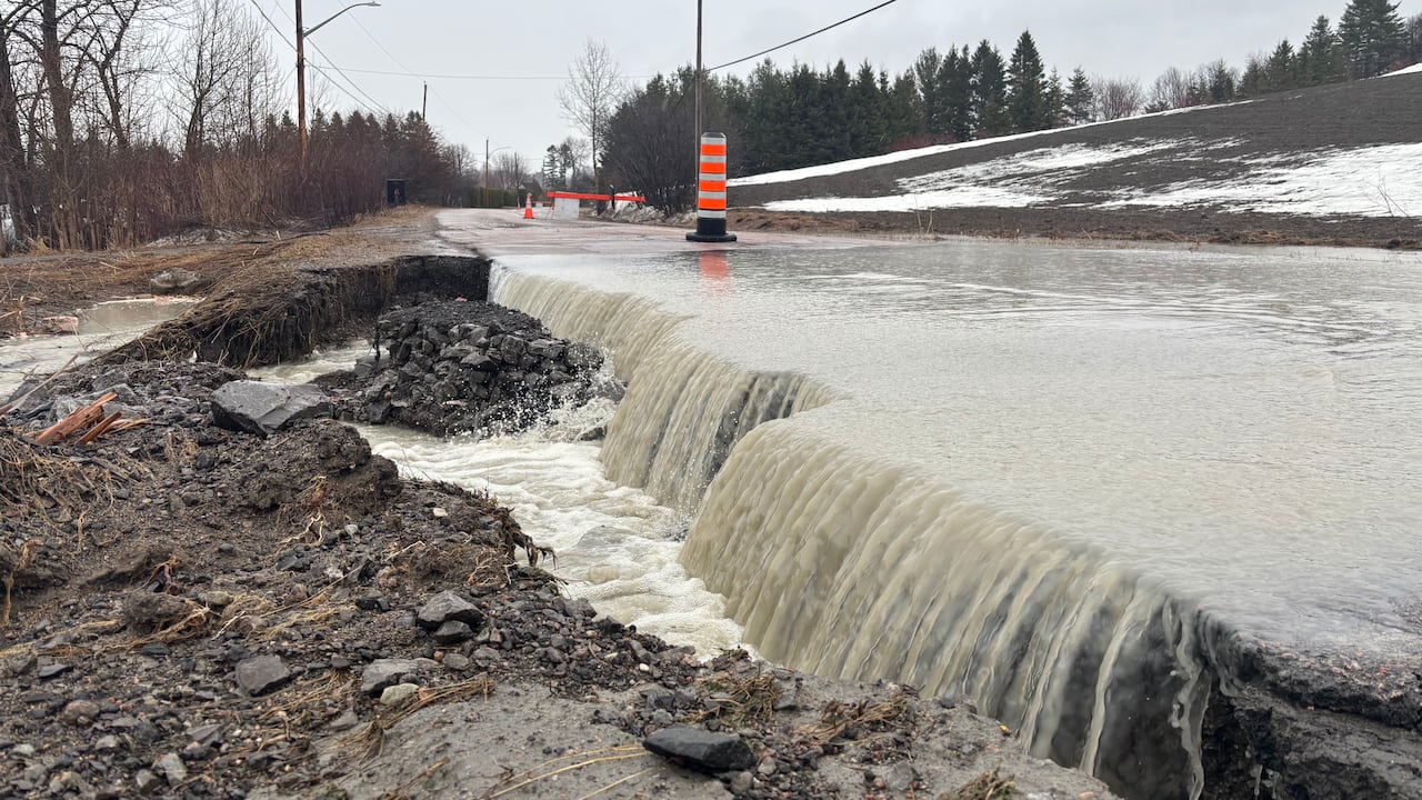 Part of Laon Saint-Joseph in Saguenay was washed away.