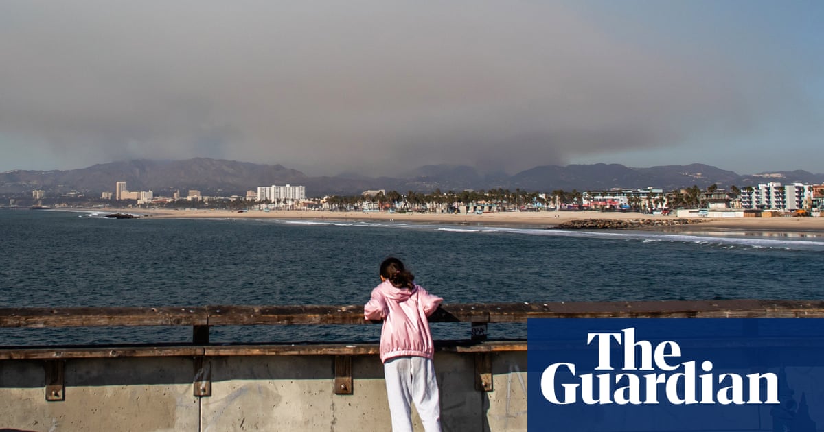 Almost half of US children breathe dangerous levels of air pollution, report warns