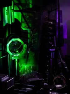 Powerful laser with extreme light intensity