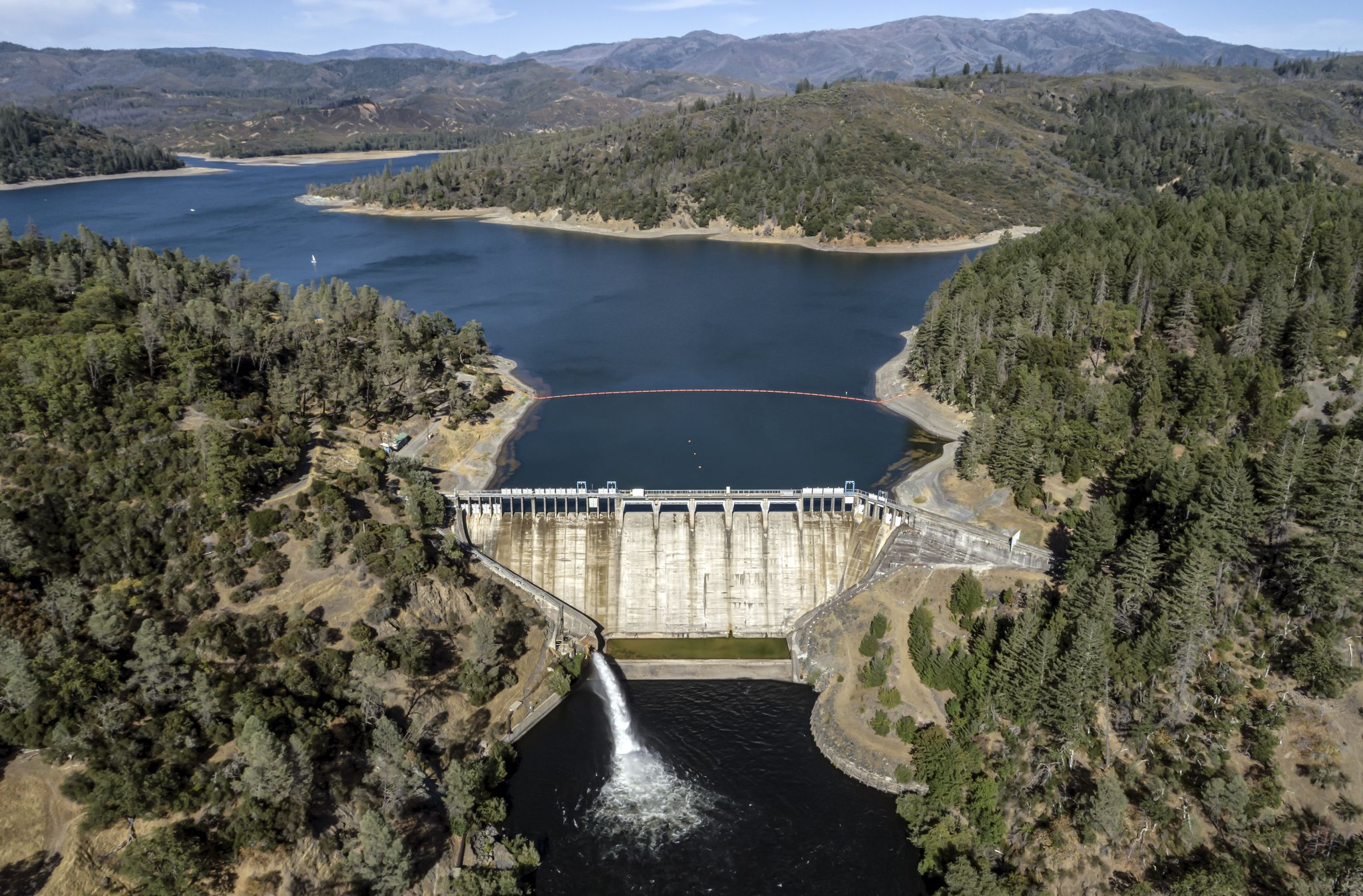 Trump administration proposes plan to halt California river dam removal